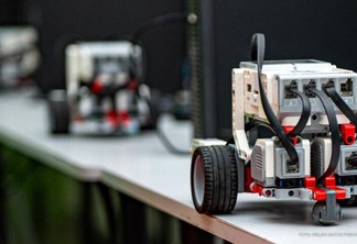 Os alunos terão acesso a conhecimentos básicos de robótica, incluindo ciências exatas, programação e mais. (Foto: Divulgação/SEMUC)