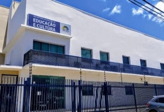 Sede da Secretaria Municipal de Educação e Cultura (Smec), no bairro São Francisco (Foto: Divulgação)