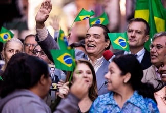 Série conta história de Silvio Santos na Tv (Foto: Divulgação)