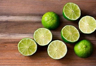 Limão pode causar queimaduras de pele (Foto: Divulgação)