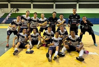 Azulinos seguem imbatíveis no Estadual Sub-20 (Foto: Neuda Kart/Vivaz)