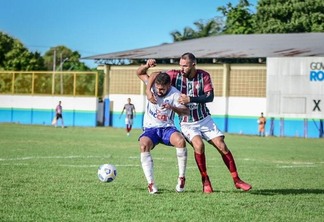 Confronto quente no Ribeirão, que volta receber jogos oficiais após interdição do gramado do Canarinho (Foto: Hélio Garcias/BV Esportes)