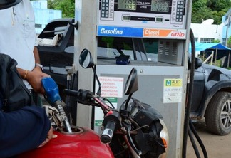 O preço do diesel para as distribuidoras em R$ 0,38 por litro (Foto: Nilzete Franco/Folha BV)