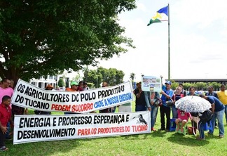 Manifestantes se reuniram nesta terça-feira (2)- Foto: Nilzete Franco/Folha de Boa Vista