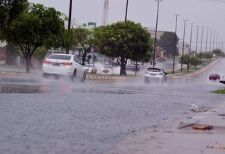 Chuvas fortes podem atingir Roraima até a manhã de segunda-feira (23) - Foto: Nilzete Franco/FolhaBV