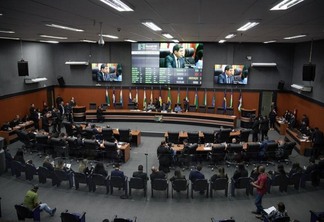 O plenário Noêmia Bastos Amazonas, da Assembleia Legislativa de Roraima (Foto: Marley Lima/SupCom ALE-RR)