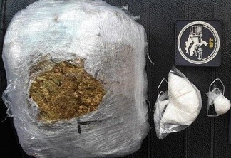 Drogas foram apreendidas e levadas à Superintendência da Polícia Federal- Foto: Divulgação/PRF