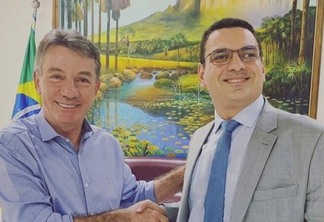 O secretário estadual de Planejamento e Orçamento, Rafael Fraia, com o governador Antonio Denarium (Foto: Arquivo pessoal)