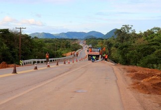 Rodovia federal BR-432 reduz trajeto de Boa Vista a Manaus em 36 quilômetros (Foto: Wenderson Cabral/FolhaBV)