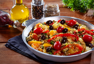 Aprenda a fazer uma deliciosa receita de Paella Vegetariana