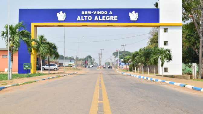 Portal de entrada do Município de Alto Alegre, em Roraima (Foto: Nilzete Franco/FolhaBV)