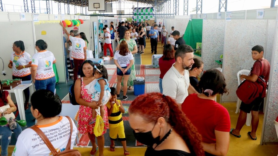 A Feira é aberta ao público (Foto: Wenderson Cabral/FolhaBV)