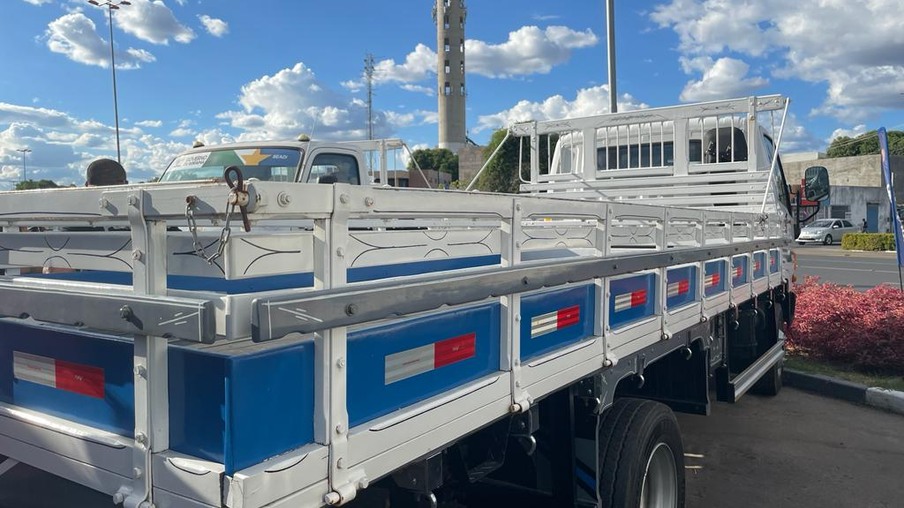 Ao todo, 15 associações receberam um caminhão 3x4 com carroceria para desempenhar as atividades agrícolas no interior de Roraima. (Foto: Adriele Lima/FolhaBV)