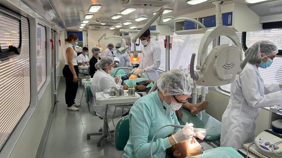 o Consultório Odontológico oferece limpeza, aplicação de flúor, restauração e extração dentária (Foto: Ascom/Sesau)
