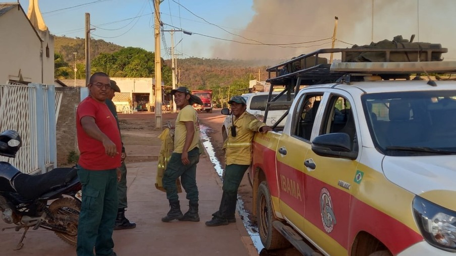 Fogo nas serras do Uiramutã; faltam brigadistas para combater os focos de incêndio
Foto: Amilcar Júnior