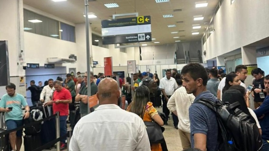 VINCI Airports foi procurada após os últimos casos de voos atrasados e cancelados no Aeroporto. (Foto: Reprodução/WhatsApp)