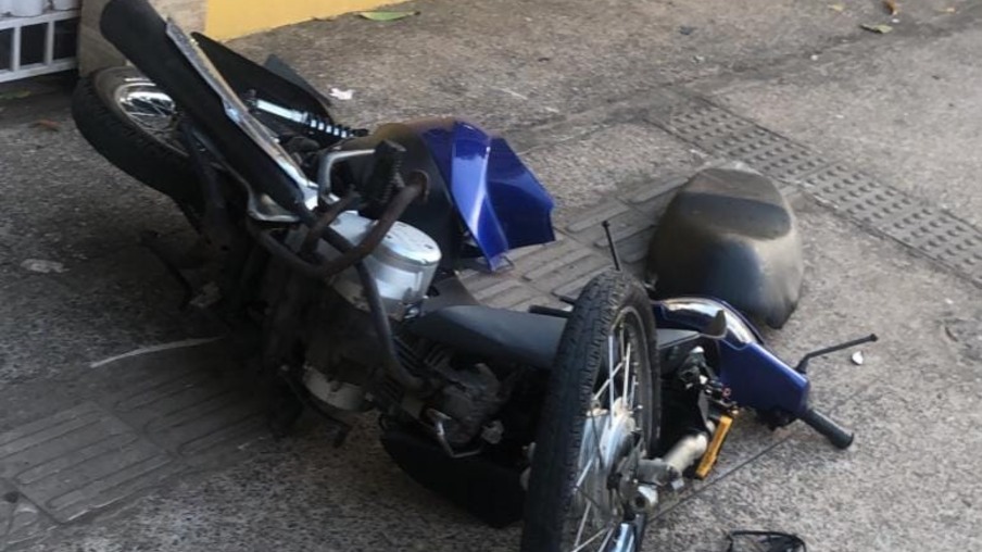 Motocicleta envolvida no acidente (Foto: Divulgação) 