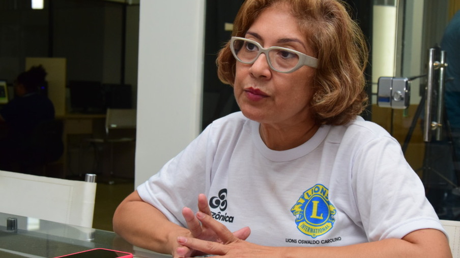 Ana Célia Paz é presidente do Lions Clube Oswaldo Carolino, no bairro Mecejana. (Foto: Nilzete Franco/FolhaBV)