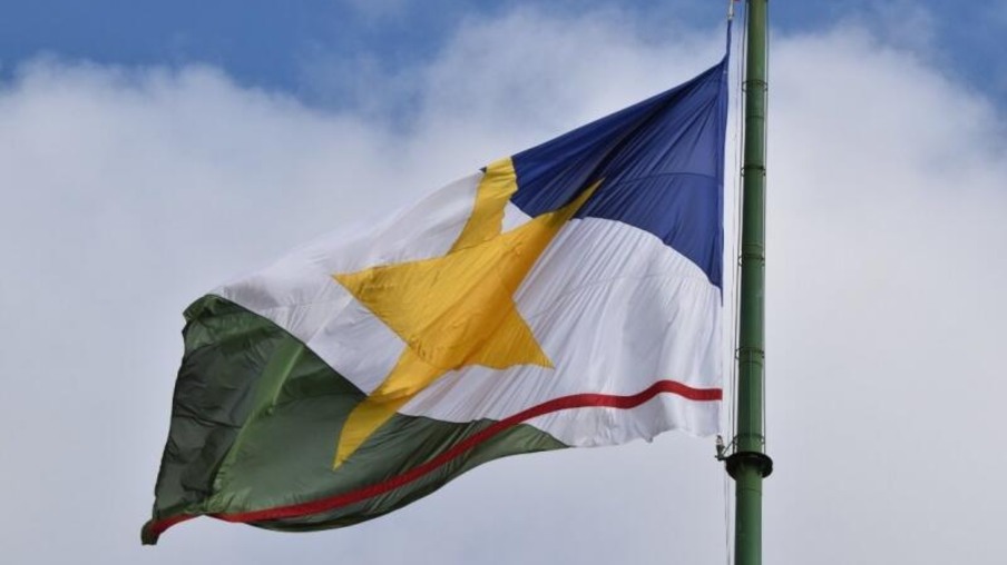Bandeira de Roraima no Centro Cívico de Boa Vista (Foto: Arquivo FolhaBV)