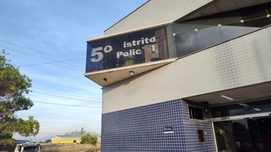 Central de Flagrantes da Polícia Civil (Foto: Marília Mesquita/Folha BV)